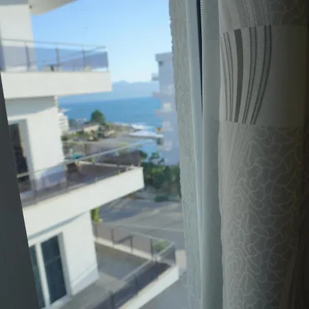 Agel Sarandë