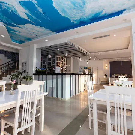 Agel فندق ساراندا